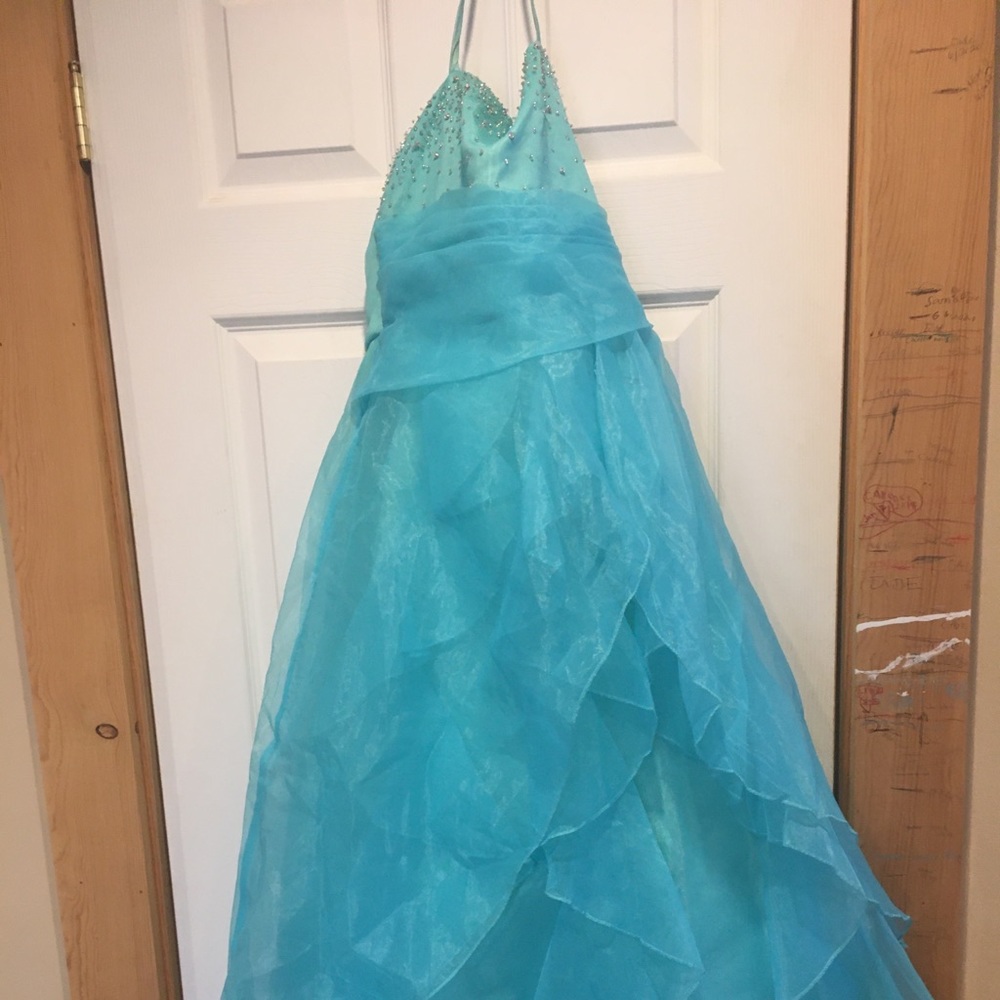 Girls size 130 blue dress